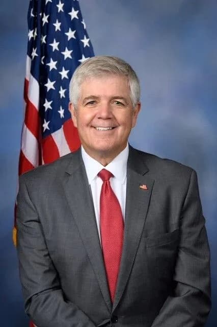 Cliff Bentz, official photograph