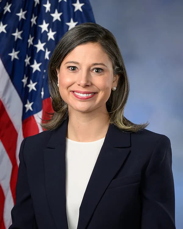 Maggie Goodlander, official photograph