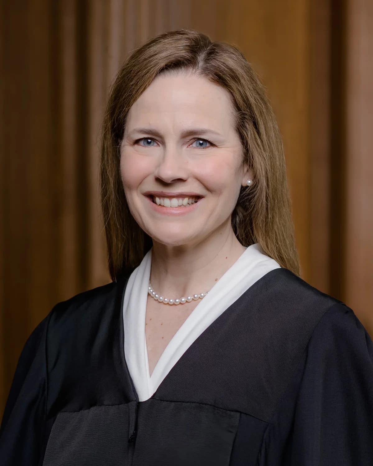 Amy Barrett, official photograph